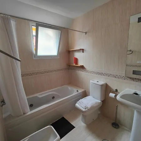 アパート Gran Atico En El Centro Cerca De La Playa