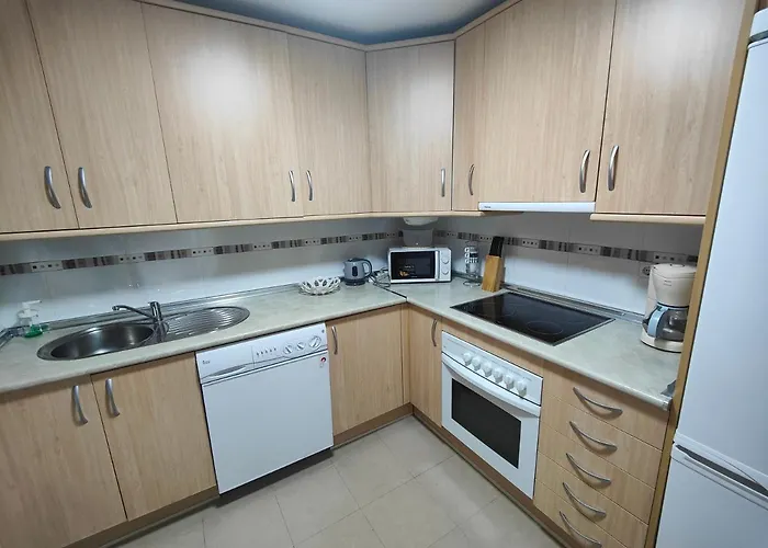 Gran Atico En El Centro Cerca De La Playa פואנגירולה